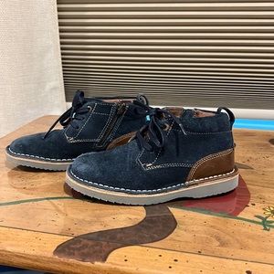 Florsheim Boys Suede Shoe